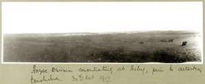 1917年10月20日、ベエルシェバを攻撃する前にアスルジに集中するアンザック師団 作： Capt. Arthur Rhodes