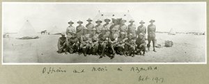 1917年10月、NZMAAの役員とNCO 作： Capt. Arthur Rhodes