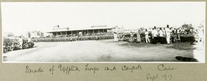 エジプト軍とカーペットのパレード、カイロ、1917年9月 作： Capt. Arthur Rhodes