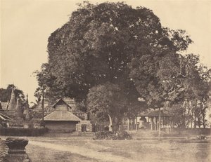 ラングーン: シュエ ダゴン パゴダの大鐘、1855 年 11 月。 作： Captain Linnaeus Tripe