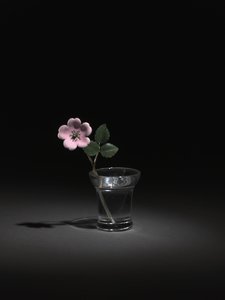 ワイルドローズ、1800年代後半-1900年代初頭 作： Carl Fabergé