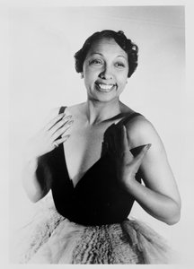 ジョセフィン・ベイカー（1906-75）パリにて