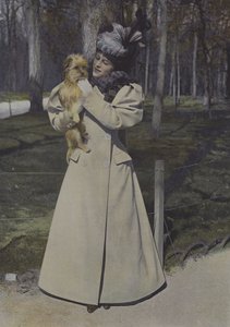 パリの公園の女性（カラー写真） 作： Carle de Mazibourg