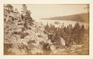 4 つの鉄道シーンとタホ湖の 4 つのビュー: エメラルド ベイ、タホ湖 作： Carleton E. Watkins