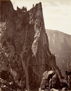 センチネル・ロック、ヨセミテ 1872年頃、1876年頃に印刷されたもの。 作： Carleton E. Watkins.