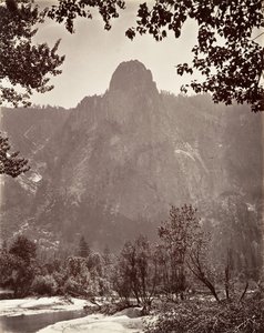センチネル・ロック、ヨセミテ 1872年頃、1876年頃に印刷されたもの。 作： Carleton E. Watkins.