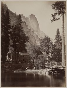 センチネル ロック、3270 フィート。 作： Carleton E. Watkins