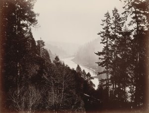 1863 年、カリフォルニア州メンドシノのランシェリーからのビッグリバー。 作： Carleton Emmons Watkins