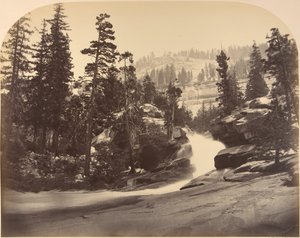 カスケード、ネバダ州の滝、左側、バーナル滝の上の眺め、1861 年。 作： Carleton Emmons Watkins