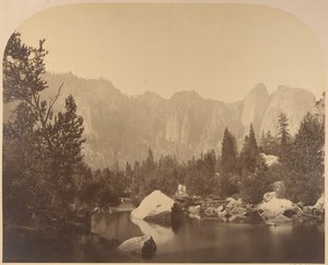 カテドラル ロック、ダウン ザ バレー、1861 年。 作： Carleton Emmons Watkins