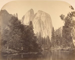 カテドラル ロック、リバー ビュー、1861 年。 作： Carleton Emmons Watkins