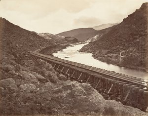 ユーレカ クォーツ ミルとフルーム、ネバダ州、1875 年、約 20 年頃に印刷。 1876年。