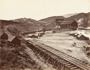 ユーレカ クォーツ ミルとフルーム、ネバダ州、1875 年、約 20 年頃に印刷。 1876年。 作： Carleton Emmons Watkins