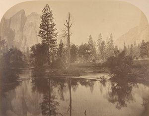 リバー ビュー ダウン バレー、左側のカテドラル ロック、1861 年。 作： Carleton Emmons Watkins