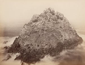 シュガーローフ諸島、ファラロン、1868-69。 作： Carleton Emmons Watkins