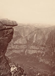 グレイシャーポイントからのヨセミテ滝（1878-1881年）（写真 作： カールトン・エモンズ・ワトキンス