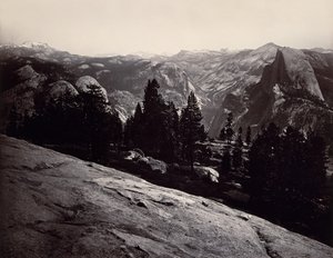 センチネル ドームからの眺め、ヨセミテ、1865 ～ 66 年。 作： Carleton Emmons Watkins