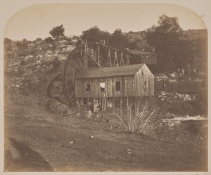 [マリポサ・クリークのミル］ 作： Carleton Watkins