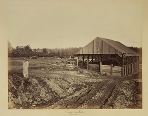 ウィラメット川、オスウィーゴ鉄工所 作： Carleton Watkins