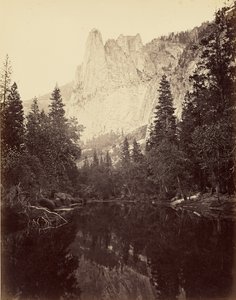 [センチネル、3270フィート）。 作： Carleton Watkins