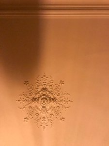 構図 - 建築 - 詳細, 2019（写真） 作： Cécile Jamet