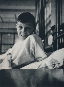 軽く息を吸い、四肢に生命を感じる小さな子供、何を知っておくべきか