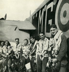 爆撃機クルー、c1943。 作： Cecil Beaton