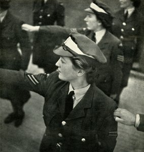 伍長と士官候補生、c1943。