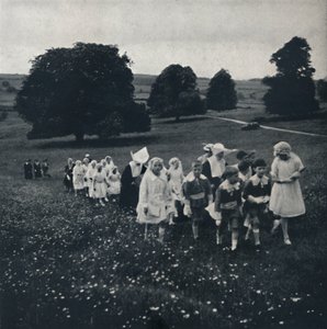 1941年5月の祈り 作： Cecil Beaton