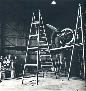 地上作業員の作業は決して行われません、1941