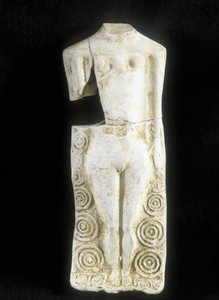 3つの乳房を持つ女性。ケルトの陶芸家「Rextuguenos」の署名とrouelles（Armoricanの唯一の陶芸家）がLaraire（ローマ時代のヴィラの祈りの場）のために作ったスタチュエット。
