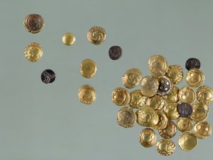 ドイツのマルドルフで発見されたコイン（ゴールド＆シルバー） 作： Celtic Celtic