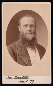 ジェームズ・ドルトンの肖像、1877年。 作： Centennial Photographic Company