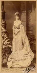 Elisabeth Fiodorovna de Russie (Elisabeth de Hesse Darmstadt) (1864-1918) - 大公爵夫人 Elizaveta Fyodorovna (1864-1918) の肖像画、ヘッセンのエリザベート王女、ライン画、Bergamasco、Charles (Karl) (1830-1896)。 シルバーゼラチン写真 作： Charles Bergamasco