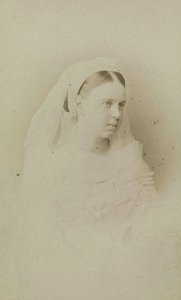 マリア・アレクサンドロヴナ・デ・ロシア - ロシアのマリア・アレクサンドロヴナ大公女 (1853-1920)、ザクセン・コーブルクとゴータの公爵夫人の肖像、ベルガマスコ、チャールズ (カール) (1830-1896) 作。 アルブミン写真、c。 1871. ロシア国立映画・写真アーカイブ、クラスノゴルスク