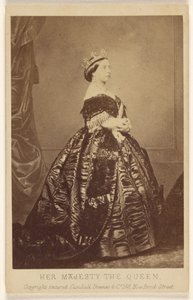 女王陛下 作： Charles Clifford