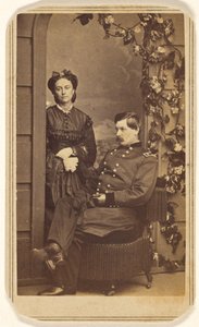 [ジョージ・ブリントン・マクレラン将軍とその妻】。］