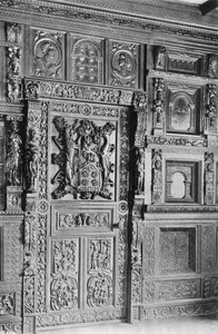 Lancs Smithills Hallsでのパネリング 作： Charles Latham
