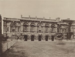 ケンブリッジ大学図書館 作： Charles Latham