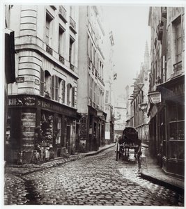 サン・セヴラン通り、1858-78年、パリ、ラルプ通りから 作： Charles Marville