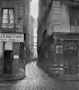 1858-78年、パリのサントノーレ通りからのタイヤチャップ通り 作： Charles Marville
