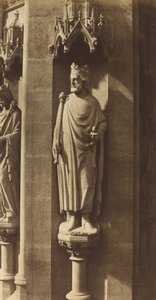 クローヴィス像、サント クロチルド教会、パリ 作： Charles Marville
