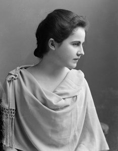 エディスボリング、1890年頃 作： Charles Milton Bell