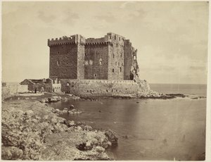[カンヌ近郊、サントノラ島の城 / Le château de île Saint-Honorat, près de Cannes 作： Charles Nègre