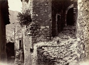 Roquebrune 近くの Sainte-Agnes の通り、c. 1865年。