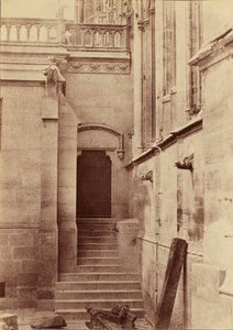 [パリのノートルダム寺院、聖具保管室の入り口]。 作： Charles Nègre