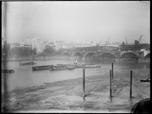 ウォータールー橋の解体、ウェストミンスター市、グレーター ロンドン オーソリティー、1936 年。 作： Charles William Prickett
