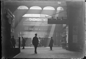 リバプール ストリート駅、リバプール ストリート、シティ オブ ロンドン、グレーター ロンドン オーソリティー、c1932。 作： Charles William Prickett