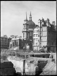 セント ポール大聖堂、セント ポール教会墓地、シティ オブ ロンドン、シティ オブ ロンドン、GLA、1941-1945。