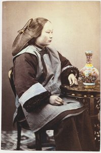 若い中国人女性の手彩色写真 作： Chinese School